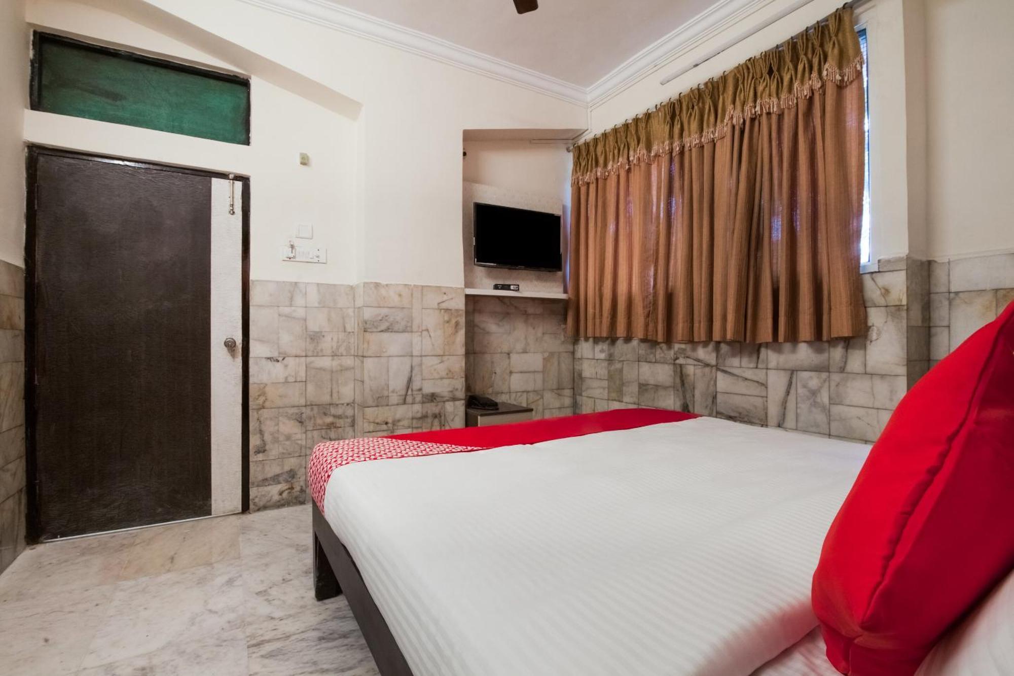 Super Hotel O Holiday Rani Gunj Opp Punjab National Bank Secundurabad Екстериор снимка